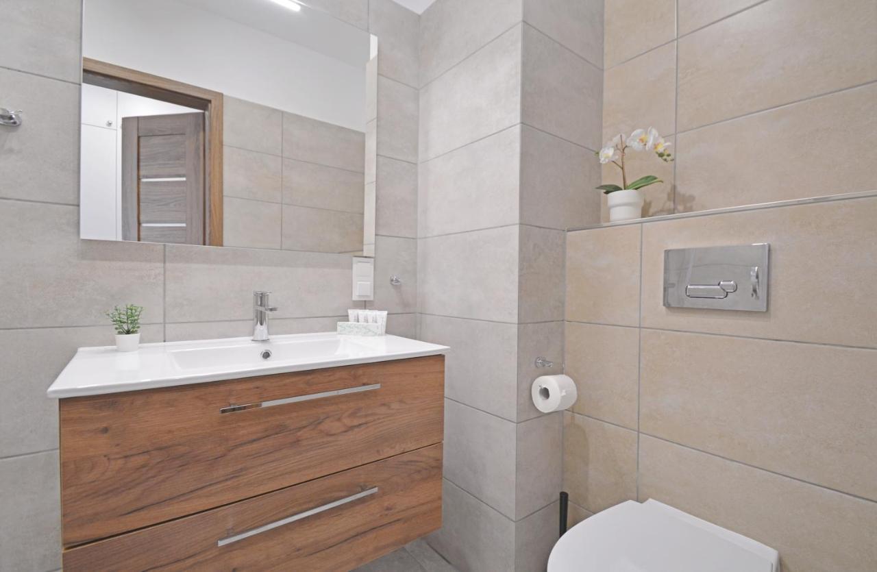 Apartamenty Bryza - Apartament Sun Towers 27 Свиноуйсьце Экстерьер фото